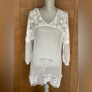ONDADEMAR White Lace/Sheer Beach Cover Up/Tunic with Long Sleeves, Size Small